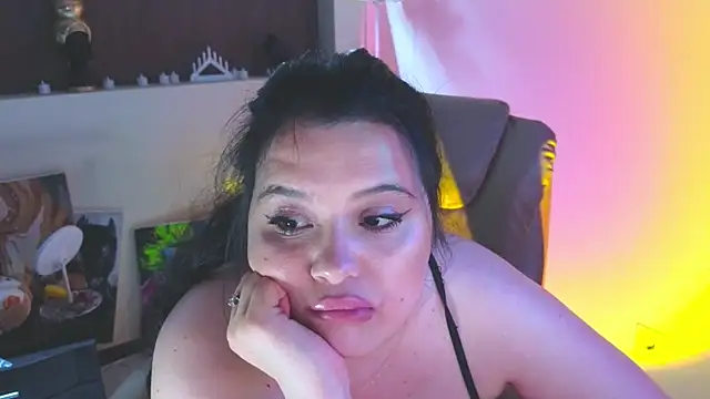 Malika_uAngel লাইভ XXX চ্যাট