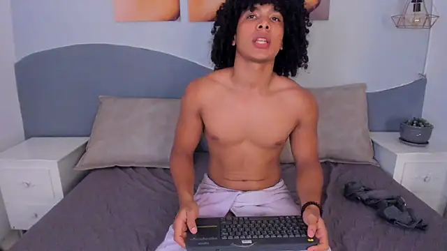 Czat XXX na żywo – Taylor_gray7