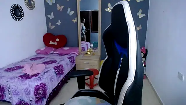 marysol83 Live XXX Chat