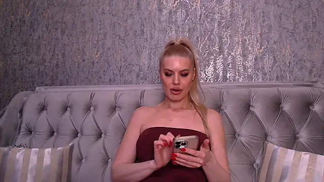 BlondieStar's Live XXX Chat