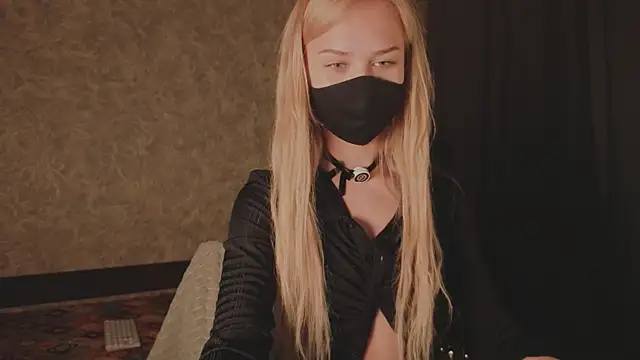 Chatroom XXX en direct de EternalOphelia