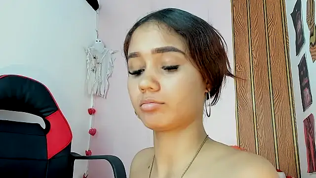 Chat +18 de MarianaManzur ao vivo