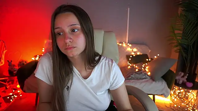 TinyNatalien Live XXX chat