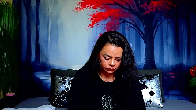 XXX chat uživo modela ElizabethEven