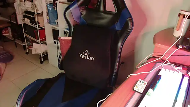عرض كام SmokyDee