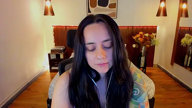 KatherineBond Live XXX Chat