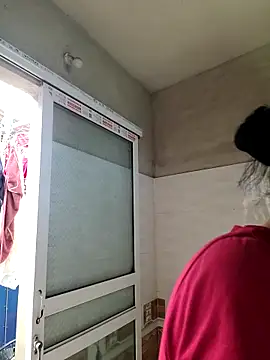 Basanis68 现场XXX聊天