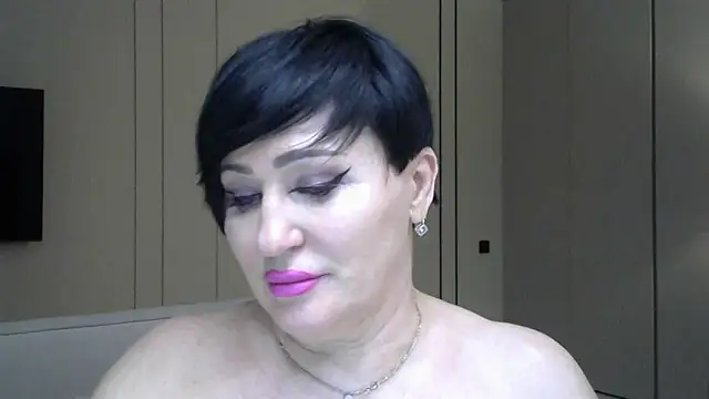 Show modela Kleotempt na web-kameri