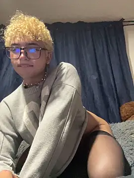 XXX chat uživo modela Valentin0__3