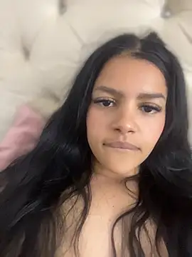 MeganHillss' Live XXX Chat
