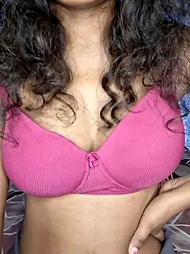 Akni_ Pertunjukan Webcam