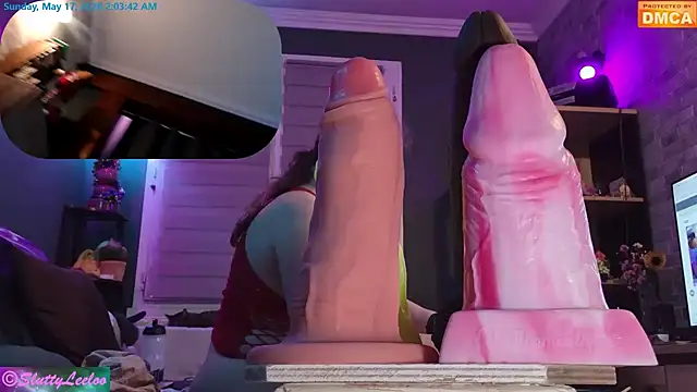 Chat XXX en directo de MissSluttyLeeloo