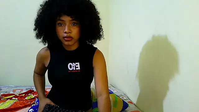 Larita_curly 现场XXX聊天