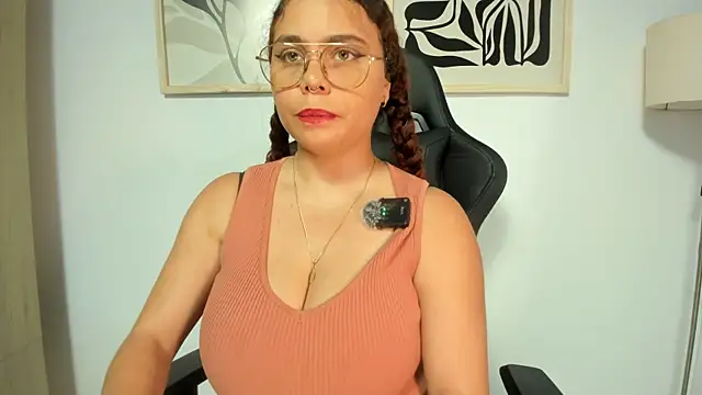 Živý XXX chat Bloom_Noor