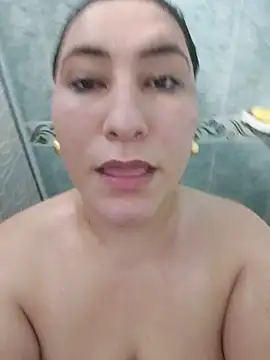 XXX chat uživo modela catalina_boobs