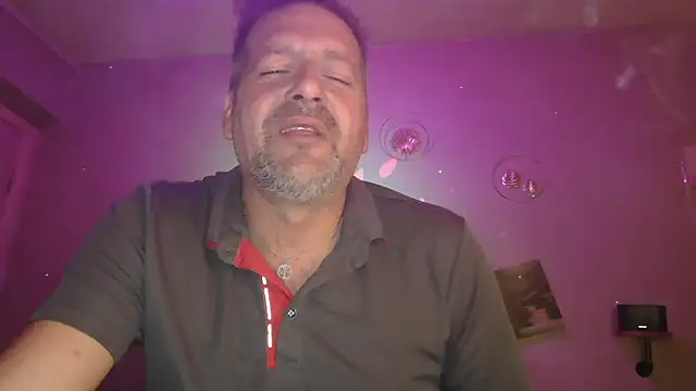 matrikes1 Live XXX Chat