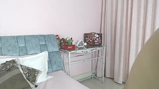 Samantha__Benet 现场XXX聊天
