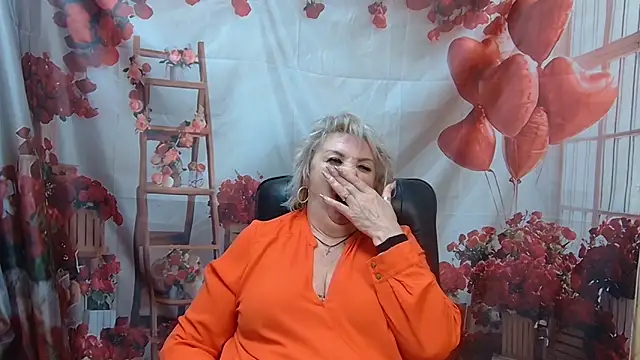 Chatroom XXX en direct de RenataDaster