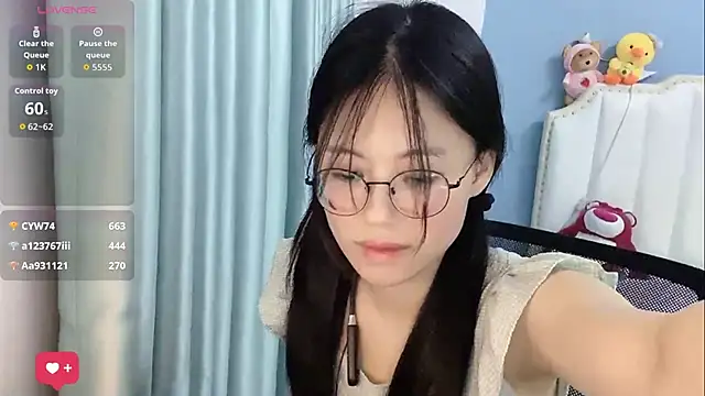 Luna-666 网络视讯表演