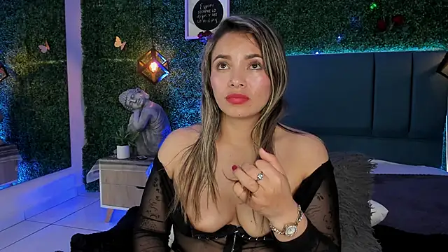 Živý XXX chat Kiaraa88