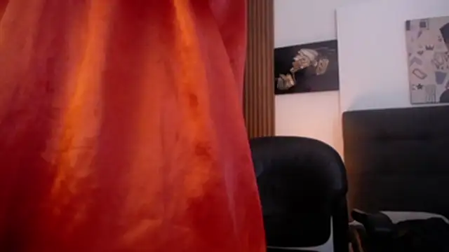 aleesha_cameron02: απευθείας συνομιλία ΧΧΧ