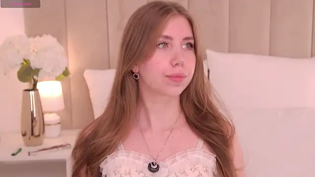 EvaAkiins' Live XXX Chat