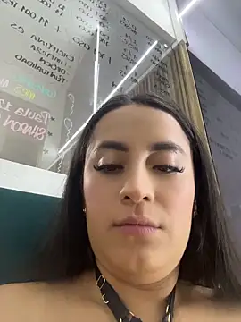 XXX chat uživo modela Antonella_Julieta