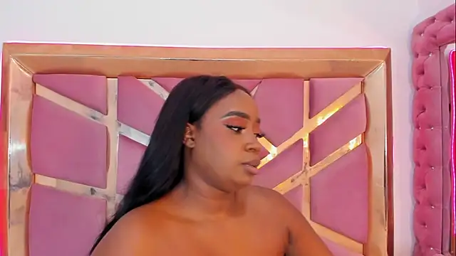 Britanymooree's Live XXX Chat