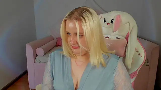 Chat XXX en directo de LioraArdyn