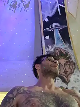 bornsinfull Show in webcam
