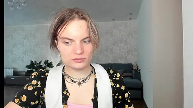milliKira006 Adlı Modelin Web Kamerası Şovu