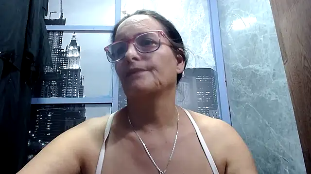 Nastylatinaxxx's Live XXX Chat