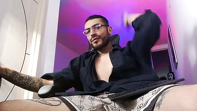 malek_xarx_ Show Webcam