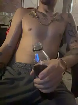 XXX chat uživo modela AlphaMasterXxx