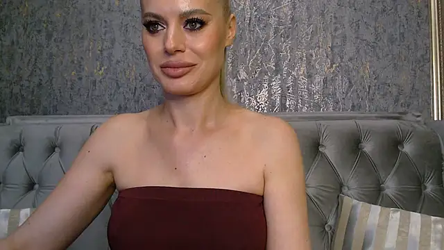 BlondieStar's Live XXX Chat