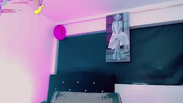 Kendall_hornyy's Live XXX Chat