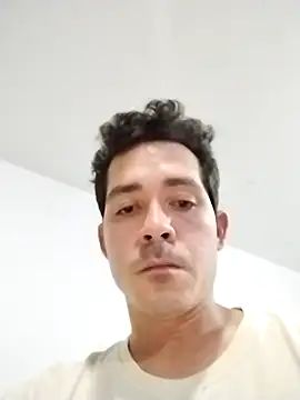 Chat +18 de Gabriel_leon33 ao vivo