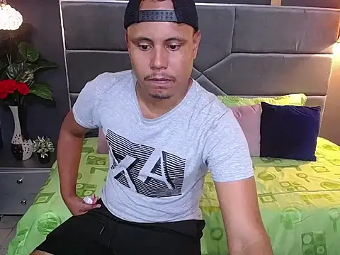 noah_oliver1 Webcam Show