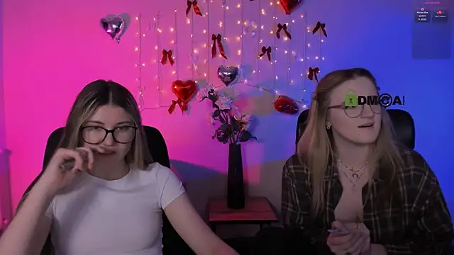luna_berryy Pertunjukan Webcam