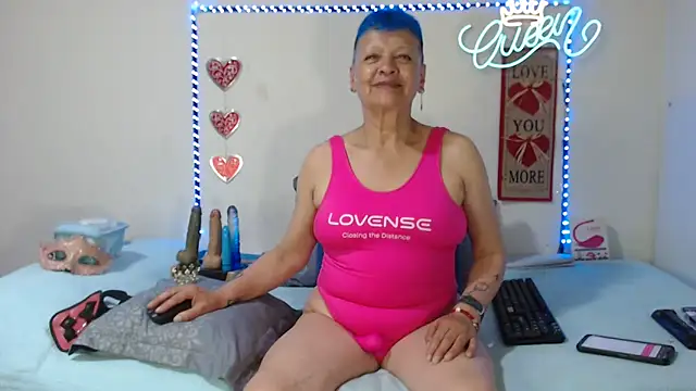 Pertunjukan Kamera Web loquitaqueen011