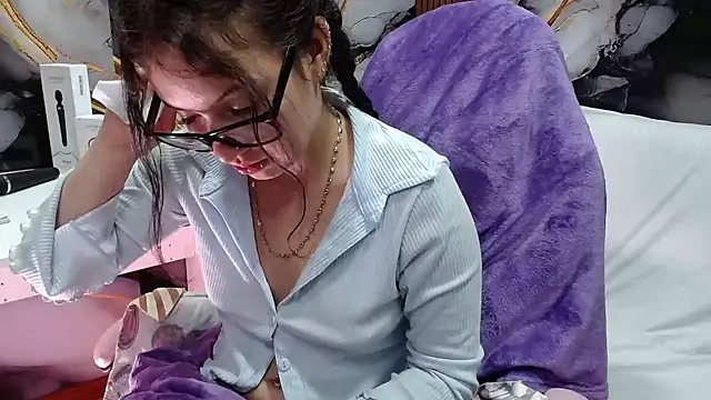 Chat XXX en directo de lilimini032