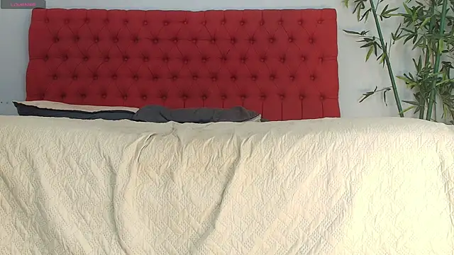 cristina_aznar1 Adlı Modelin Canlı XXX Sohbeti