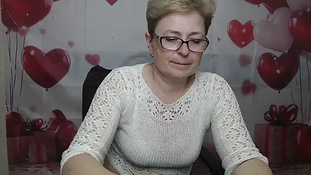 EmiliaGree – Live XXX-chat