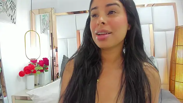 Chat XXX en directo de emma_castilloo