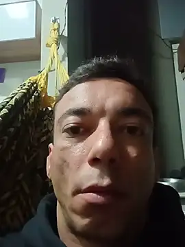 XXX chat uživo modela Hermestrino666