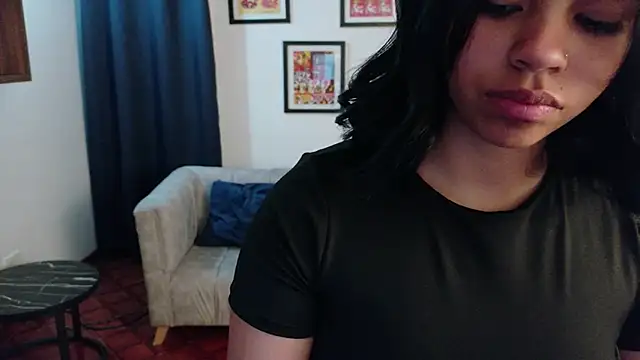 SofiaMante_ Chat XXX in diretta