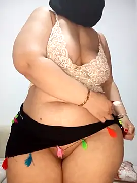 BlackCat_Yassmina Adlı Modelin Web Kamerası Şovu