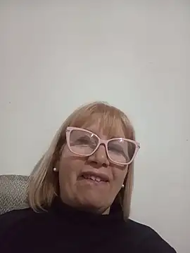 Živý XXX chat SexyMilf1211