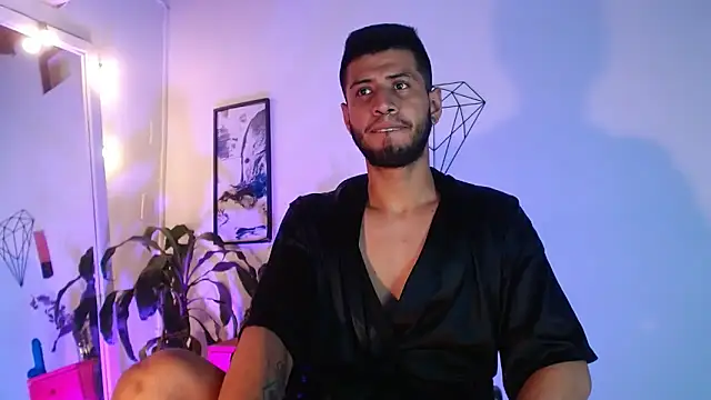 Colby_brown03 Adlı Modelin Canlı XXX Sohbeti
