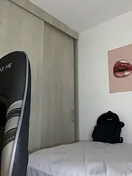 Chat +18 de Cat2525 ao vivo